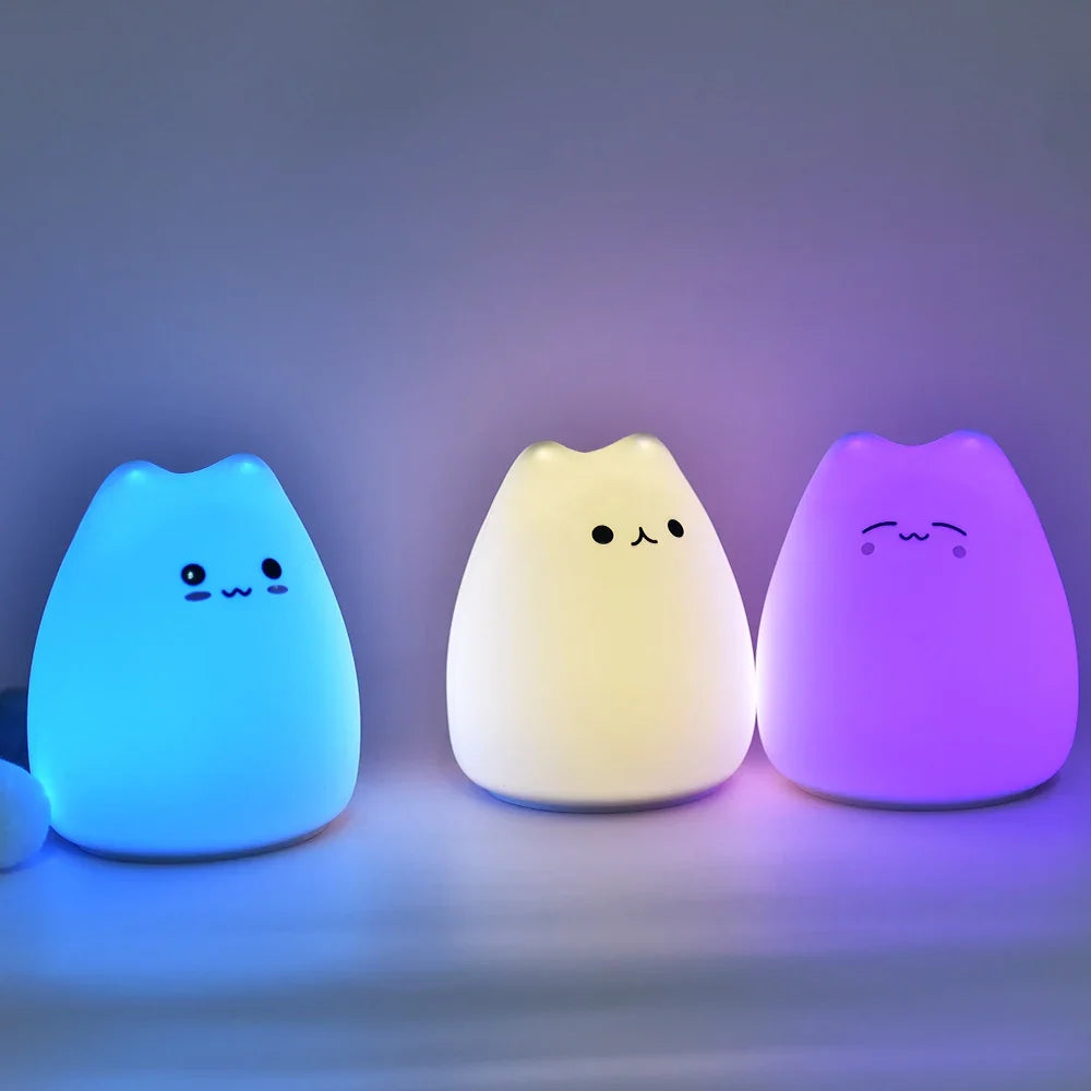 Veilleuse chat dormeur kawaii en silicone, lampe LED 7 couleurs pour chambre