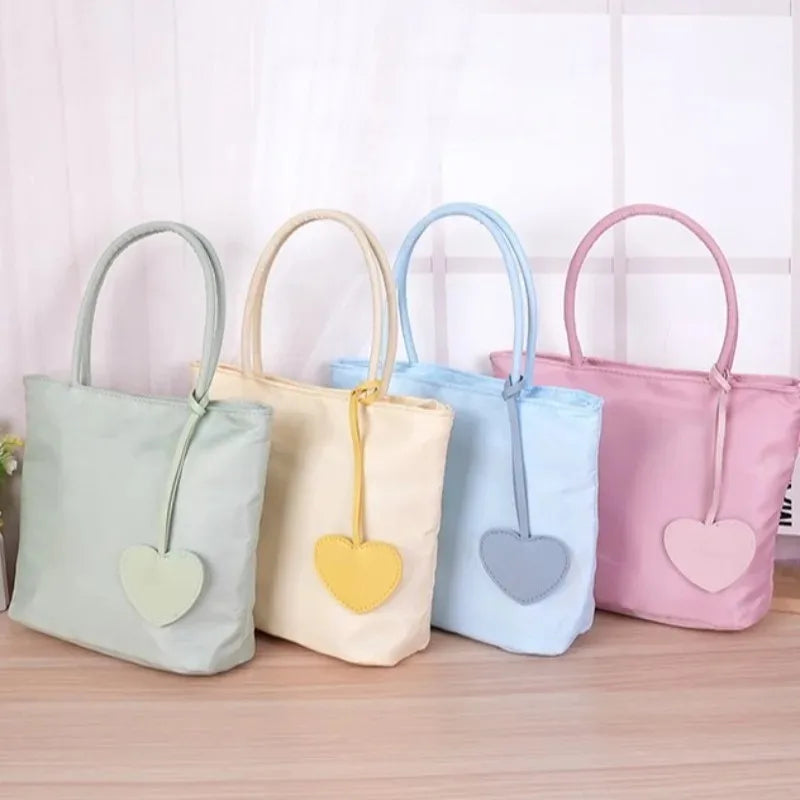 Checklist concert K-pop : le sac parfait pour le jour J